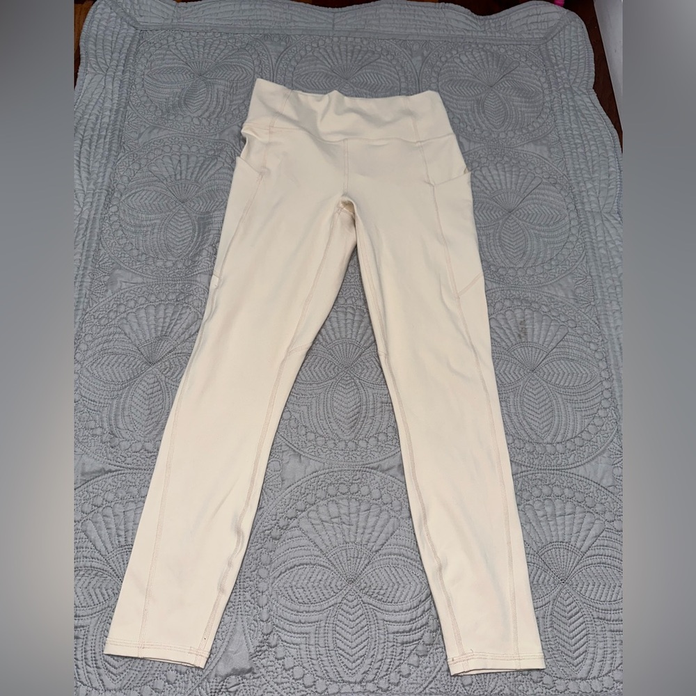 Fabletics High-Waisted white pearl Iridescent Luxe size Small with inside pocket